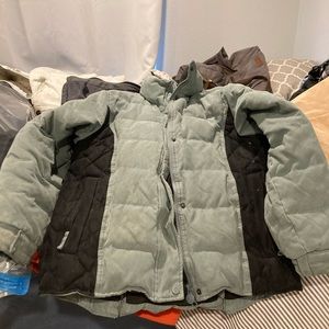 Outback trading down jacket. In great condition.